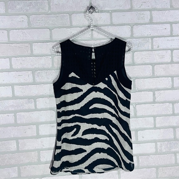 CAbi Style 5046 Tovoli Zebra Print Sleeveless Top Size XS - Picture 4 of 7